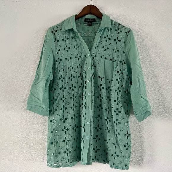 August Silk cotton top with eyelet design Split Neck Roll Tab muted green Sz XL - Picture 8 of 8